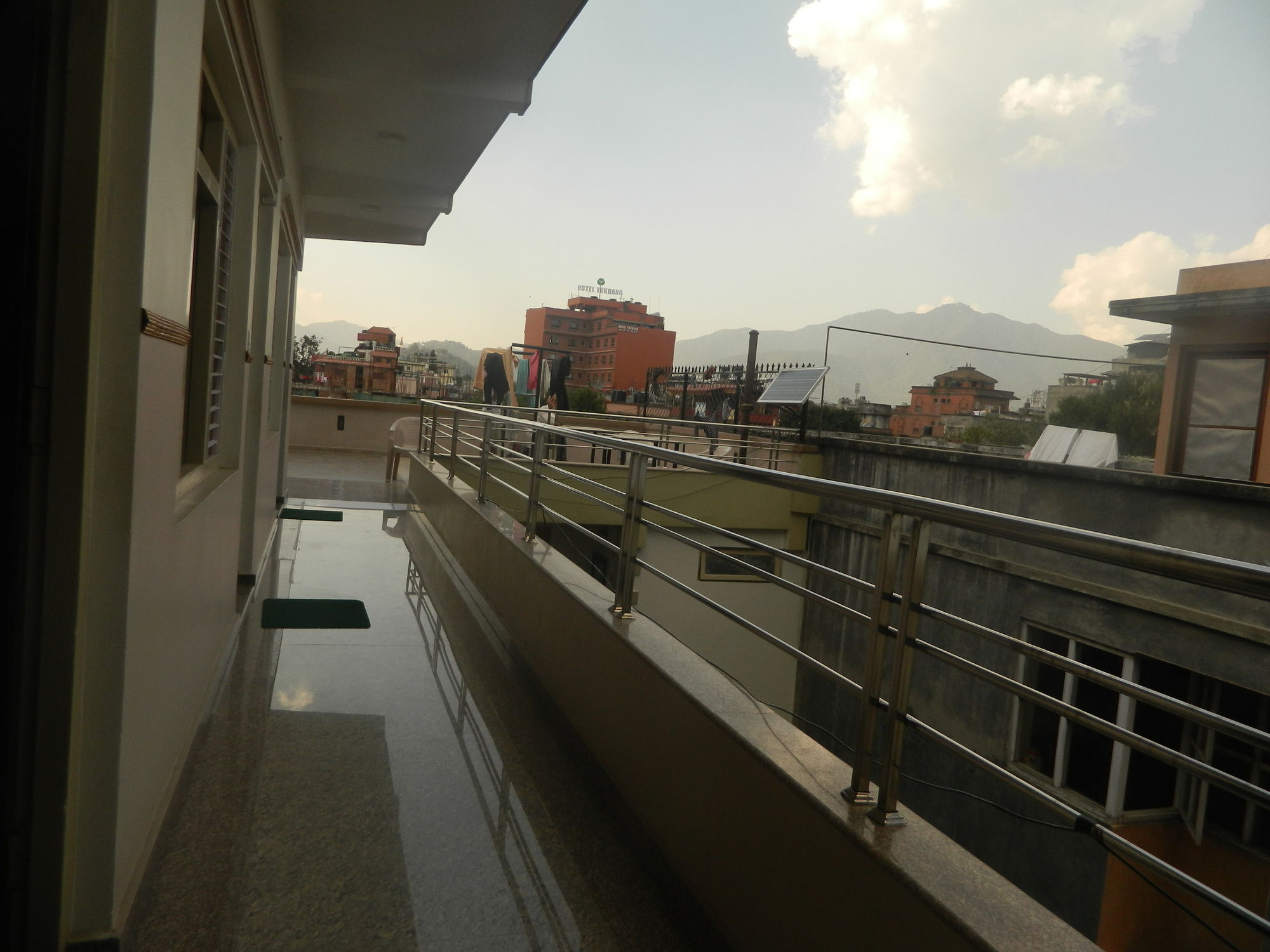 Om Tara Guest House Pvt Ltd Катманду Екстер'єр фото